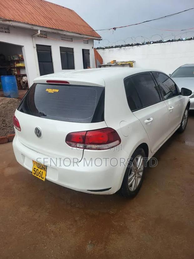Volkswagen Golf 2014 White