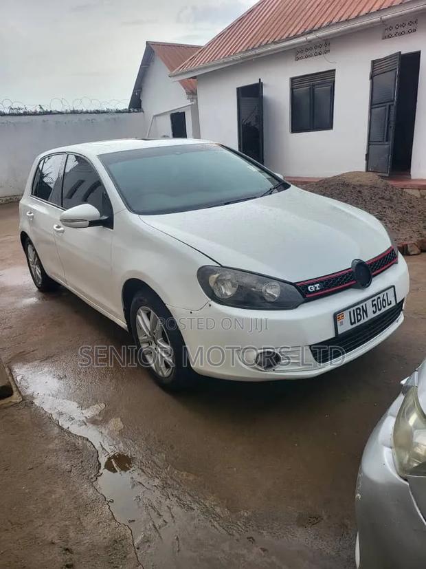 Volkswagen Golf 2014 White