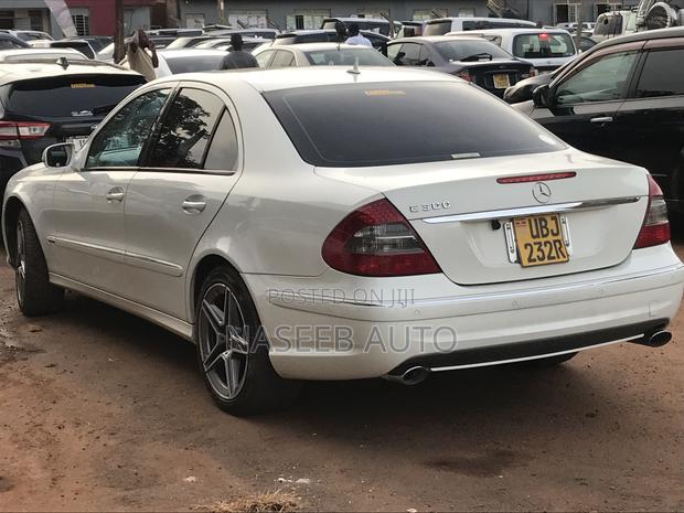 Mercedes-Benz E300 2012 White