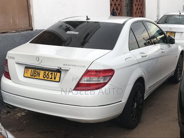 Mercedes-Benz C200 2012 White