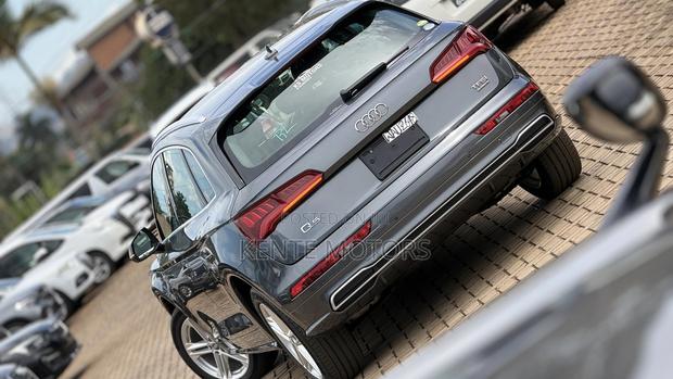 Audi Q5 2.0T Premium AWD quattro 2018