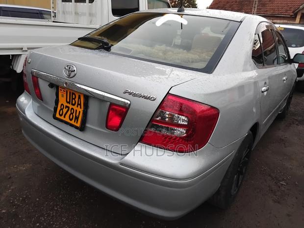 Toyota Premio 2004 Silver