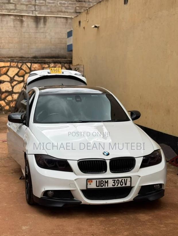 BMW 3 Series 320d RWD 2011 White