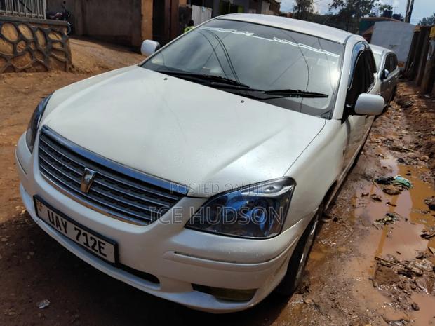 Toyota Premio 2003 White