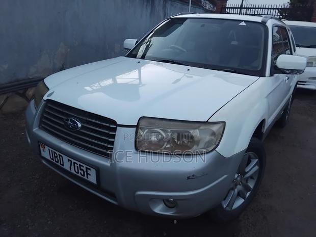 Subaru Forester 2005 White