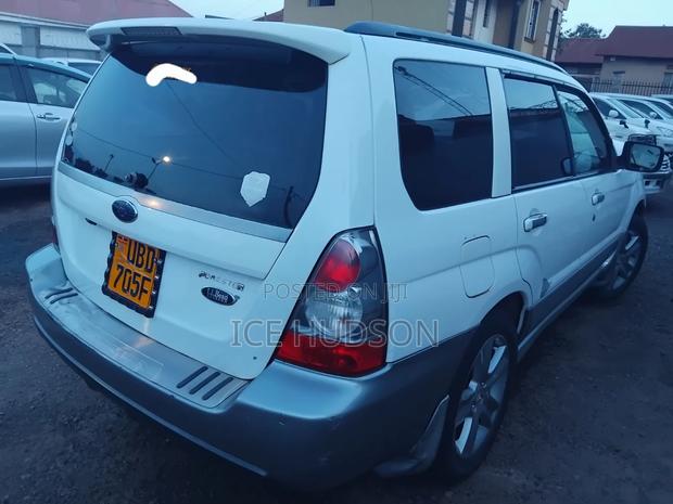 Subaru Forester 2005 White