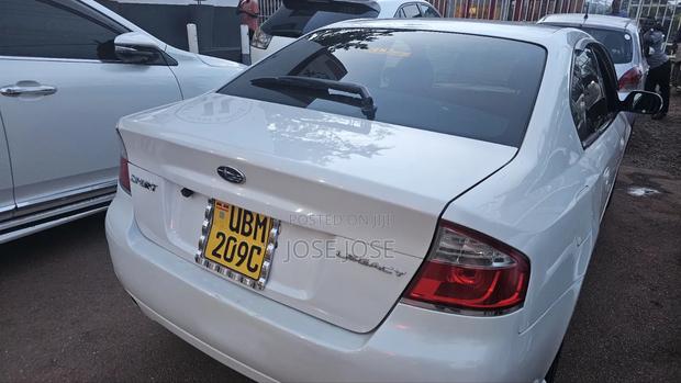 Subaru Legacy 2010 White