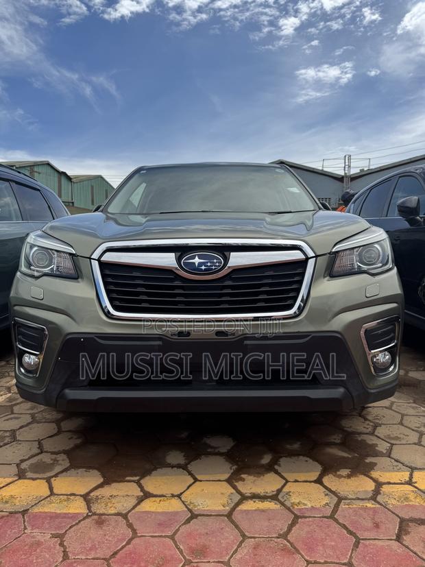 Subaru Forester 2.5i Limited AWD 2018 Green