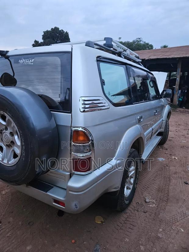 Toyota Land Cruiser Prado 3.0 TD 1999 Gray