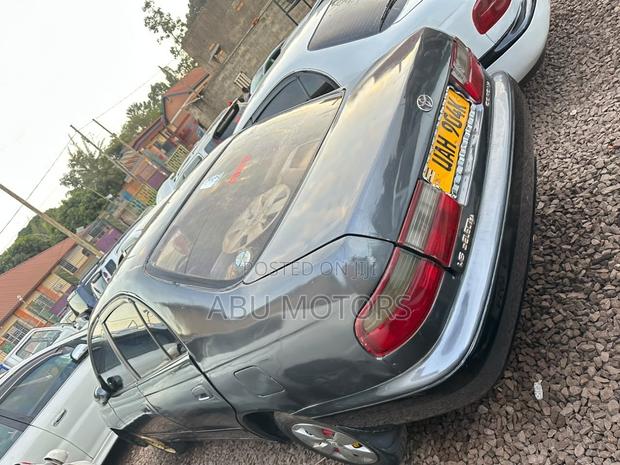 Toyota Corona 1998 Gray