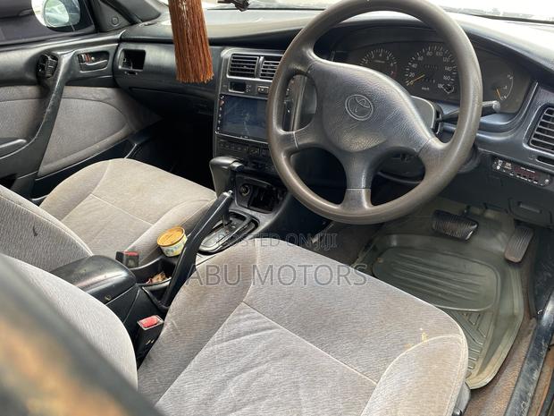 Toyota Corona 1998 Gray