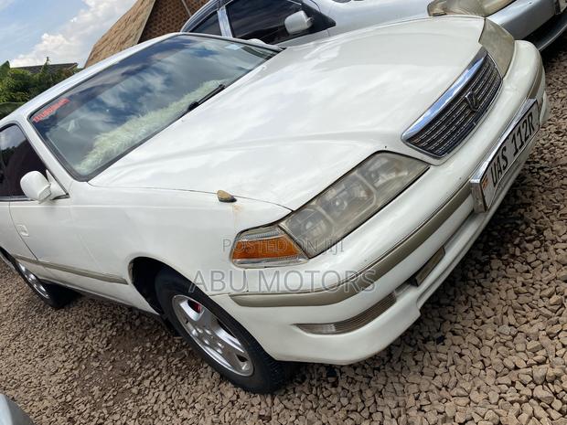 Toyota Mark II 1997 White