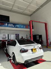 BMW 3 Series 320i RWD 2011 Off white for sale
