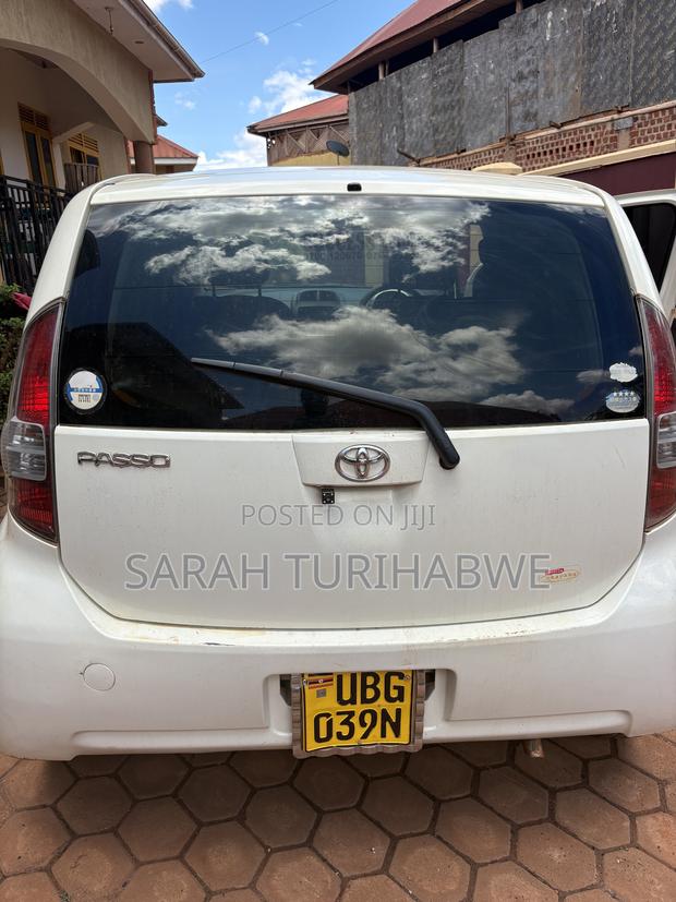 Toyota Passo 2006 White