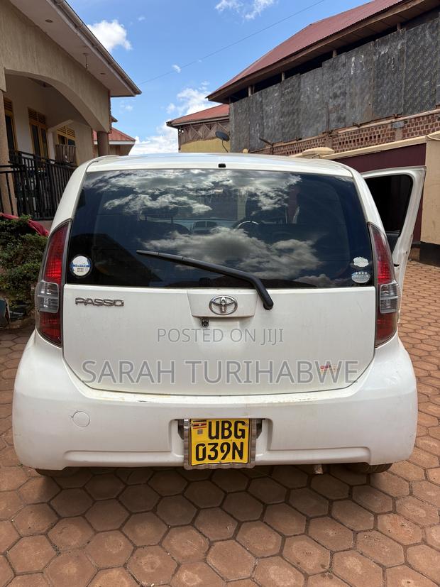 Toyota Passo 2006 White