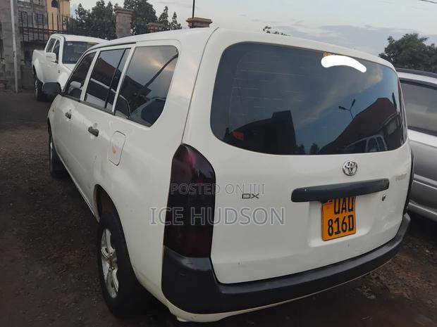 Toyota Probox 2006 White