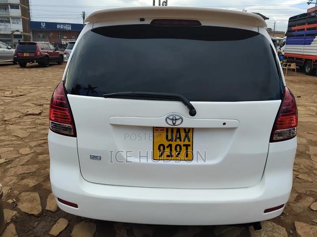 Toyota Corolla Spacio 2005 White