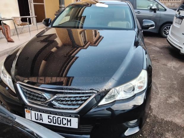 Mercedes-Benz C200 2015 Black