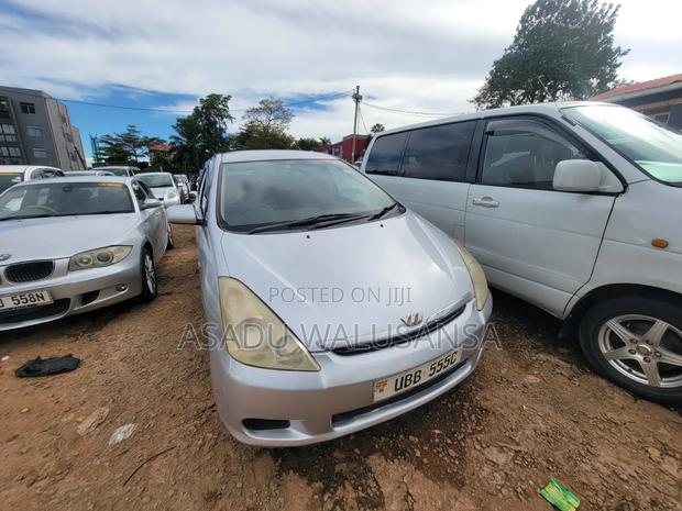 Toyota Wish 2006 Silver