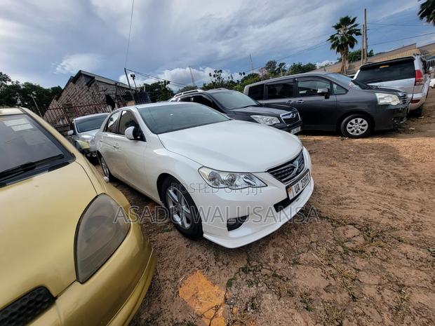 Toyota Mark X 2012 White