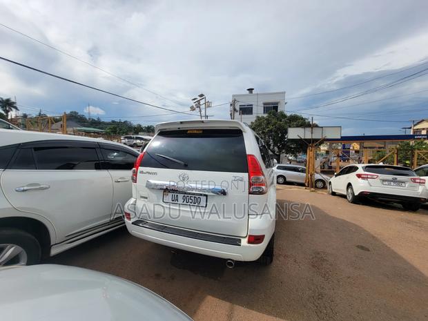 Toyota Land Cruiser 2014 White