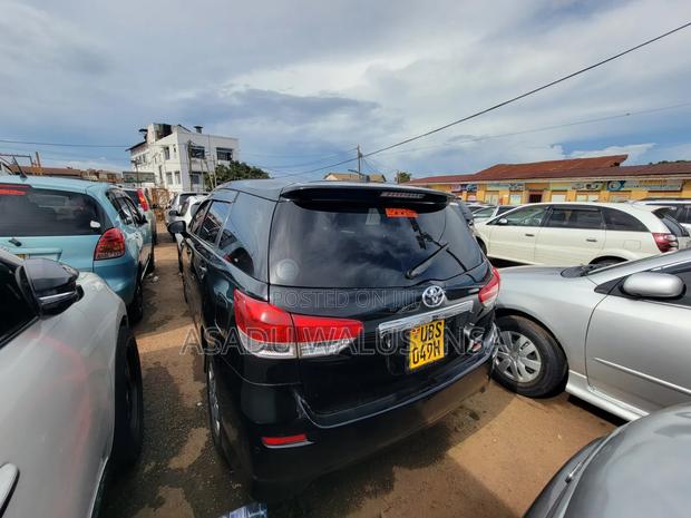 Toyota Wish 2010 Black