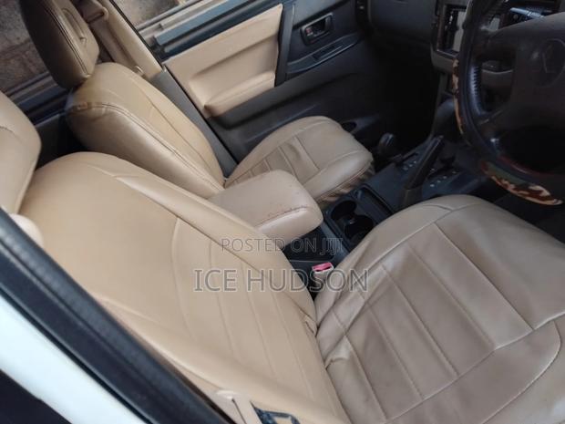 Mitsubishi Pajero 2001 White