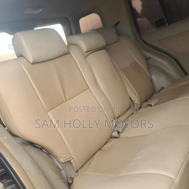 Toyota Raum 1.5 AWD 2008 Gold