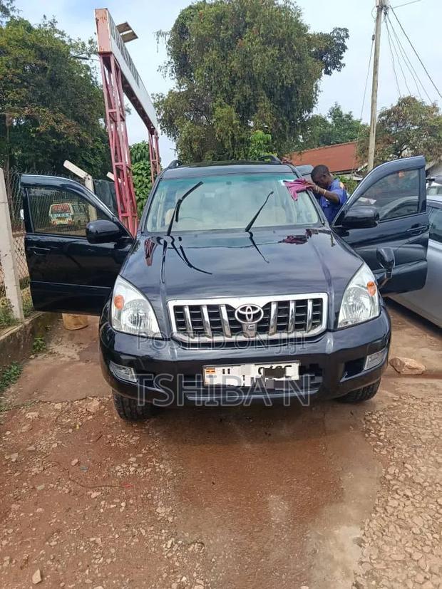 Toyota Land Cruiser Prado 2009 Black