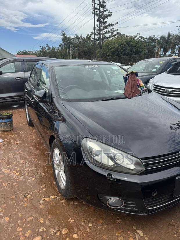 Volkswagen Golf 2013 Black
