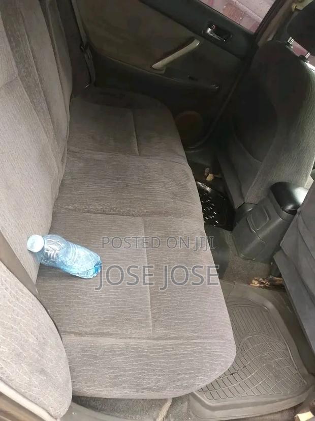 Toyota Premio 2005