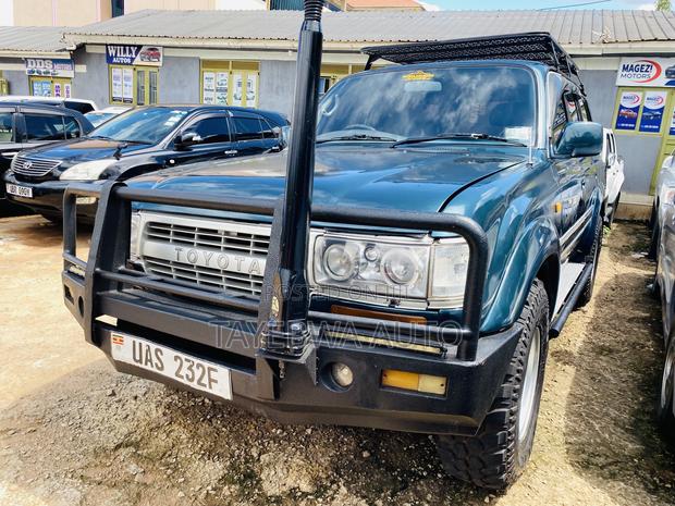 Toyota Land Cruiser 1999