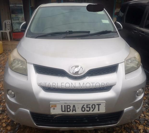 Toyota IST 2008 Silver