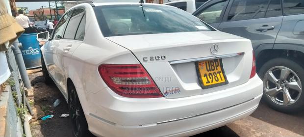 Mercedes-Benz C200 2011 White