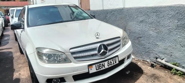 Mercedes-Benz C200 2007 Silver