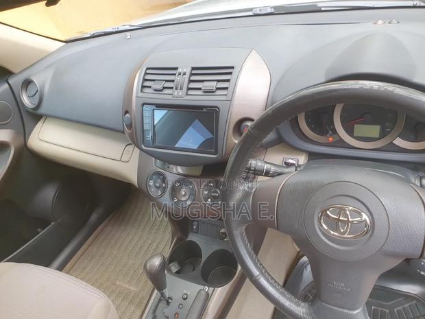 Toyota Vanguard 2008 Gray