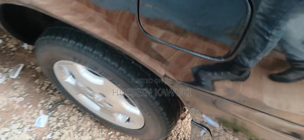 Toyota Kluger 2004 Black