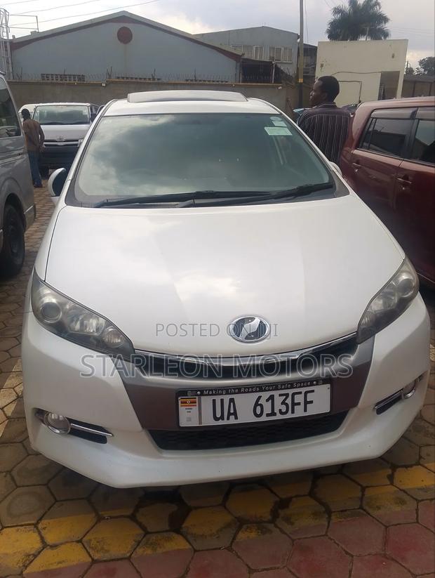 Toyota Wish 2013 White