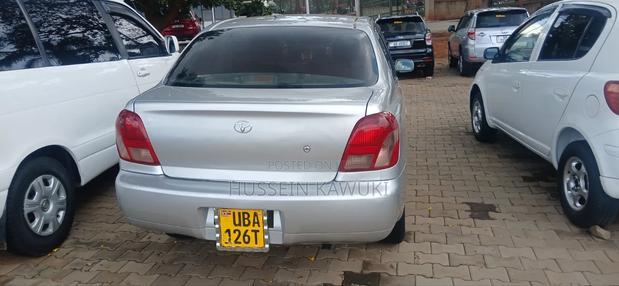 Toyota Platz 2003 Silver