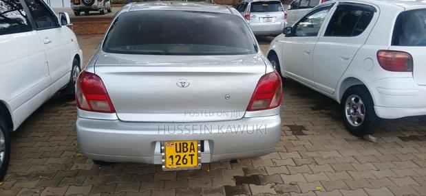 Toyota Platz 2003 Silver