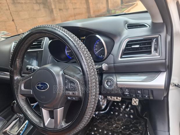 Subaru Outback 2026 White