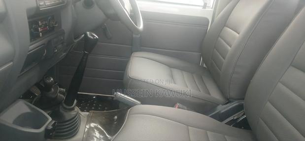 Toyota Land Cruiser 2016 White