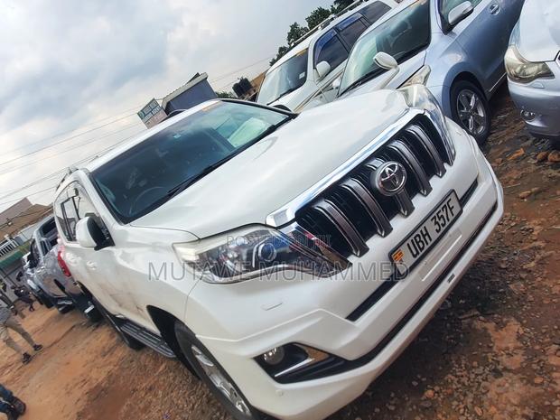Toyota Land Cruiser Prado 2015 White