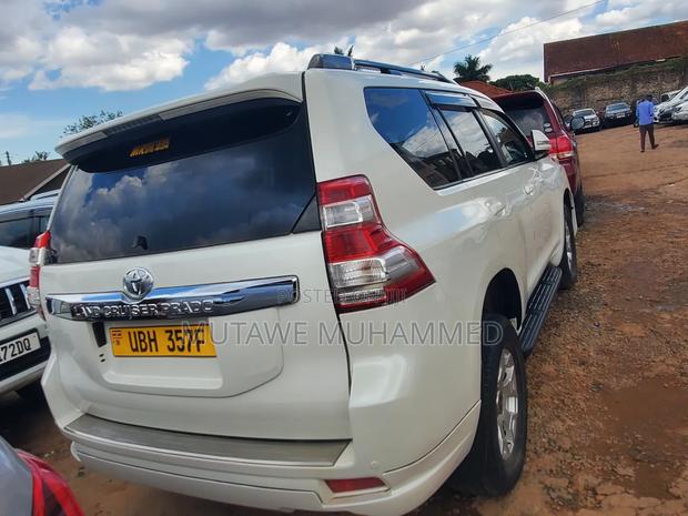 Toyota Land Cruiser Prado 2015 White