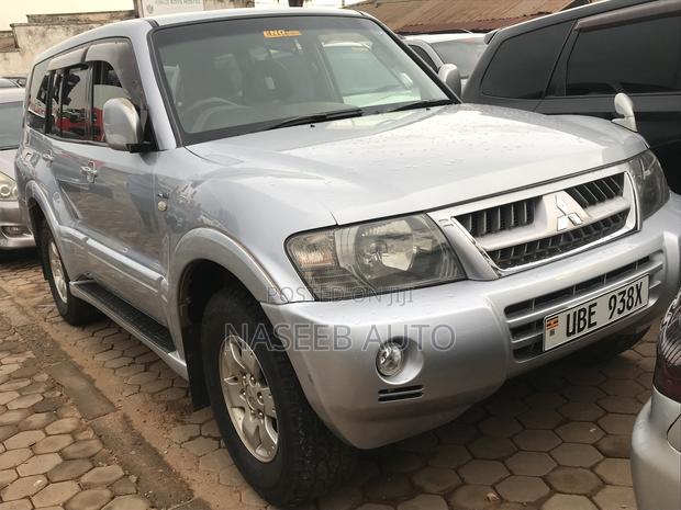 Mitsubishi Pajero 2007 Silver