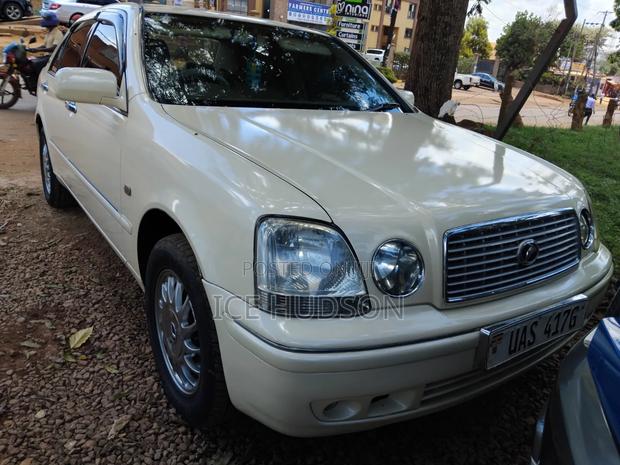 Toyota Progress 2002