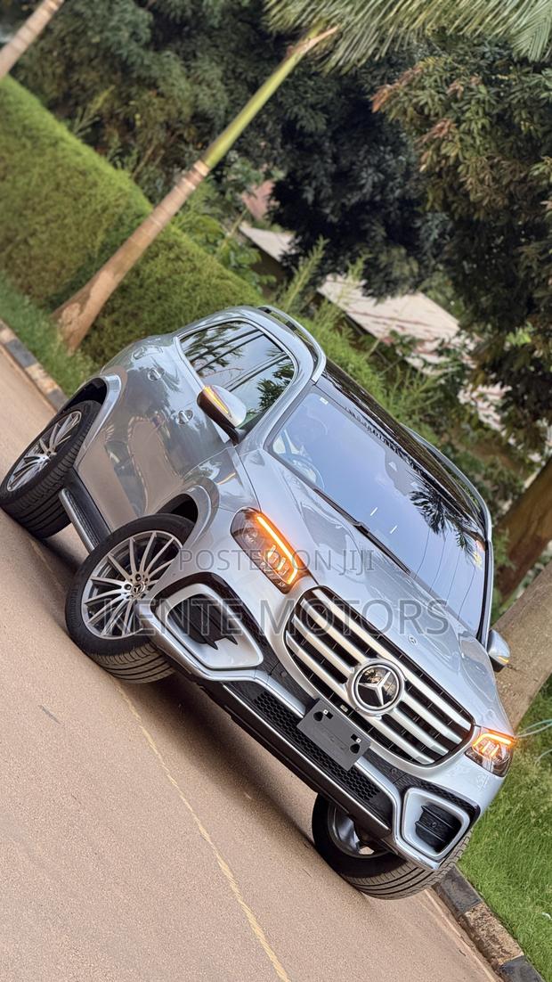 New Mercedes-Benz GLS-Class GLS 450 4MATIC AWD 2025 Silver