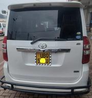 Toyota Noah 2012 White for sale