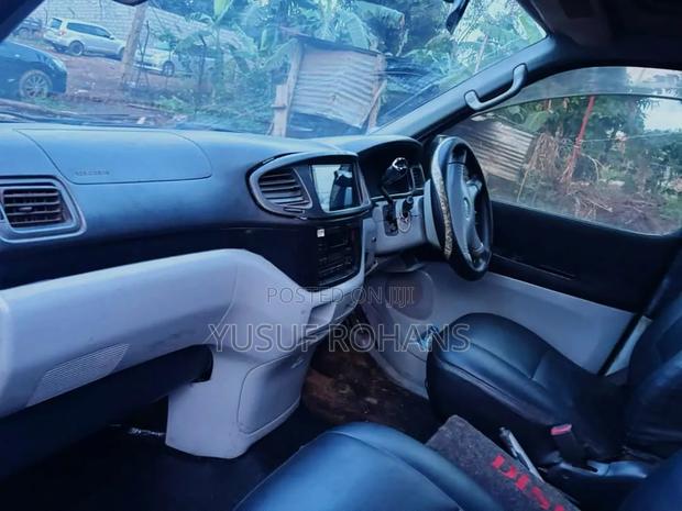 Toyota Regius 1998 Black
