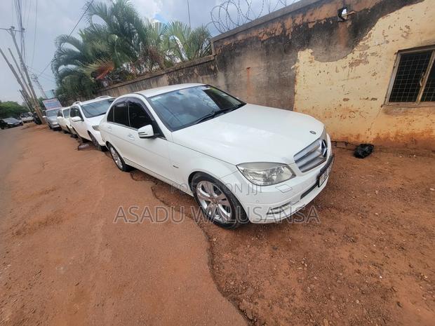 Mercedes-Benz C200 2016 White